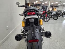 2026 Triumph BONNEVILLE SPEED TWIN 1200 RS SAPPHIRE BLACK