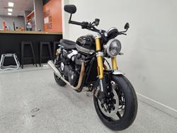2026 Triumph BONNEVILLE SPEED TWIN 1200 RS SAPPHIRE BLACK