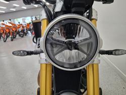 2026 Triumph BONNEVILLE SPEED TWIN 1200 RS SAPPHIRE BLACK