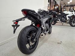 2026 Triumph DAYTONA 660 (LAMS) SAPPHIRE BLACK
