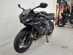 2026 Triumph DAYTONA 660 (LAMS) SAPPHIRE BLACK