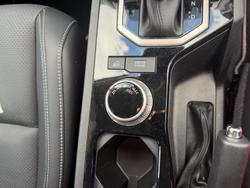 2025 Mitsubishi Triton GLS