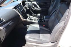 2017 Mitsubishi Pajero Sport Exceed QE MY17 4X4 Dual Range White