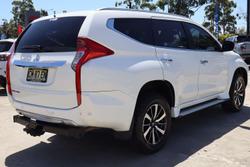 2017 Mitsubishi Pajero Sport Exceed QE MY17 4X4 Dual Range White