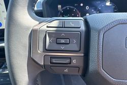 2025 Toyota Hilux SR5 GUN226R 4X4 Dual Range Glacier White