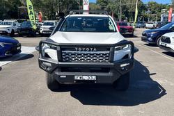 2025 Toyota Hilux SR5 GUN226R 4X4 Dual Range Glacier White
