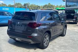 2025 Suzuki Vitara Turbo Hybrid LY Series II Titan Dark Grey (ZZZ)