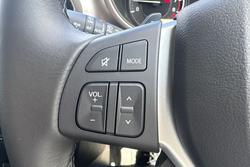 2026 Suzuki Vitara Turbo Hybrid LY Series II Arctic White (26U)