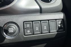 2026 Suzuki Vitara Turbo Hybrid LY Series II Arctic White (26U)