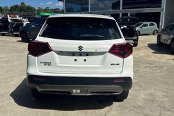 2026 Suzuki Vitara Turbo Hybrid LY Series II Arctic White (26U)