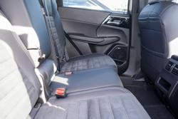 2025 Mitsubishi Outlander LS