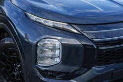 2025 Mitsubishi Outlander LS