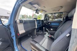 2012 Toyota FJ Cruiser GSJ15R 4X4 Dual Range Military Blue + White Roof