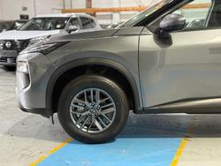 2026 Nissan X-TRAIL ST