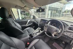 2017 Mitsubishi Pajero Sport Exceed