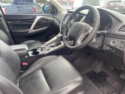 2017 Mitsubishi Pajero Sport GLS