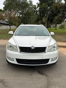2010 SKODA Octavia