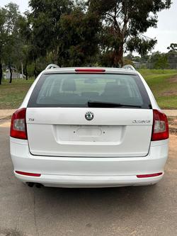 2010 SKODA Octavia