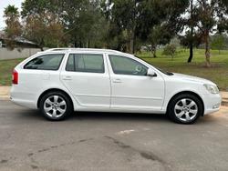 2010 SKODA Octavia