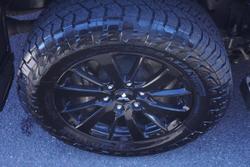 2019 Mitsubishi Pajero Sport Black Edition