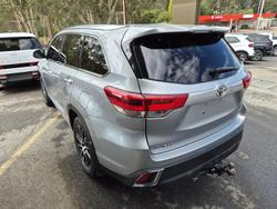 2017 Toyota Kluger Grande