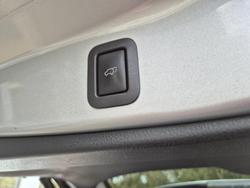 2017 Toyota Kluger Grande