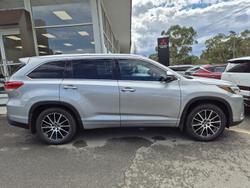 2017 Toyota Kluger Grande