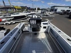 2026 QUINTREX 660 Trident