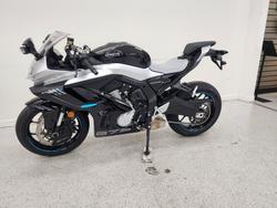 2025 CFMOTO 2025 CF Moto 675CC 675SR-R ABS Road NEBULA BLACK