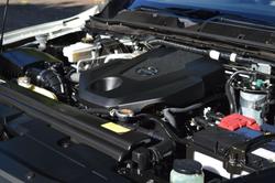 2021 Nissan Navara ST-X D23 MY21.5 4X4 Dual Range Solid White