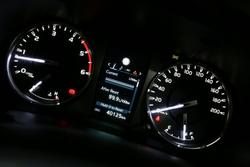 2024 Toyota Hilux SR