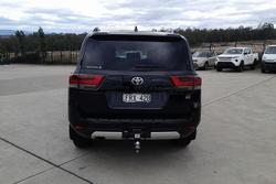 2025 Toyota Landcruiser GR Sport