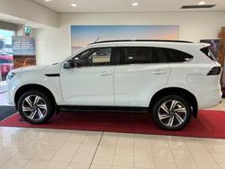 2025 Isuzu MU-X LS-T