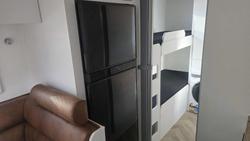 2026 Leader Caravans 2110 C K1e5b T Gold Le King Bed 2110