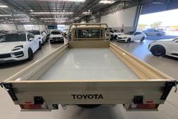 2025 Toyota Landcruiser GXL