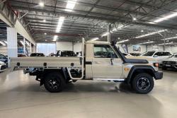 2025 Toyota Landcruiser GXL