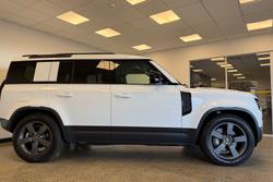 2024 Land Rover Defender 110 P400 S