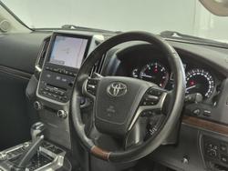 2015 Toyota Landcruiser Sahara VDJ200R 4X4 Dual Range WHITE