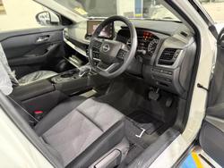 2026 Nissan X-TRAIL ST