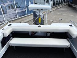 2026 QUINTREX 430 Fishabout Pro