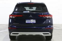 2022 Mitsubishi Outlander LS