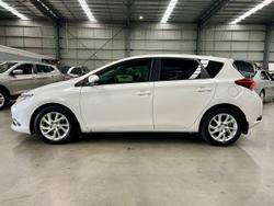 2018 Toyota Corolla Ascent Sport ZRE182R Crystal Pearl