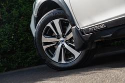 2020 Subaru Outback 2.5i Premium 5GEN MY20 AWD Crystal White