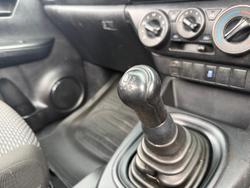 2015 Toyota Hilux Workmate TGN121R 4x2 Glacier White