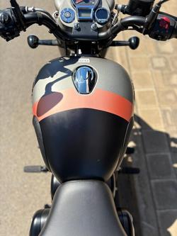 2025 Royal Enfield Classic 350 Dark Classic 350 Grey