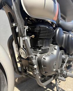 2025 Royal Enfield Classic 350 Dark Classic 350 Grey