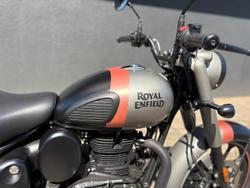 2025 Royal Enfield Classic 350 Dark Classic 350 Grey