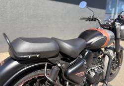 2025 Royal Enfield Classic 350 Dark Classic 350 Grey