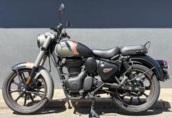 2025 Royal Enfield Classic 350 Dark Classic 350 Grey