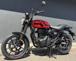 2025 Royal Enfield Hunter 350 Hunter Red